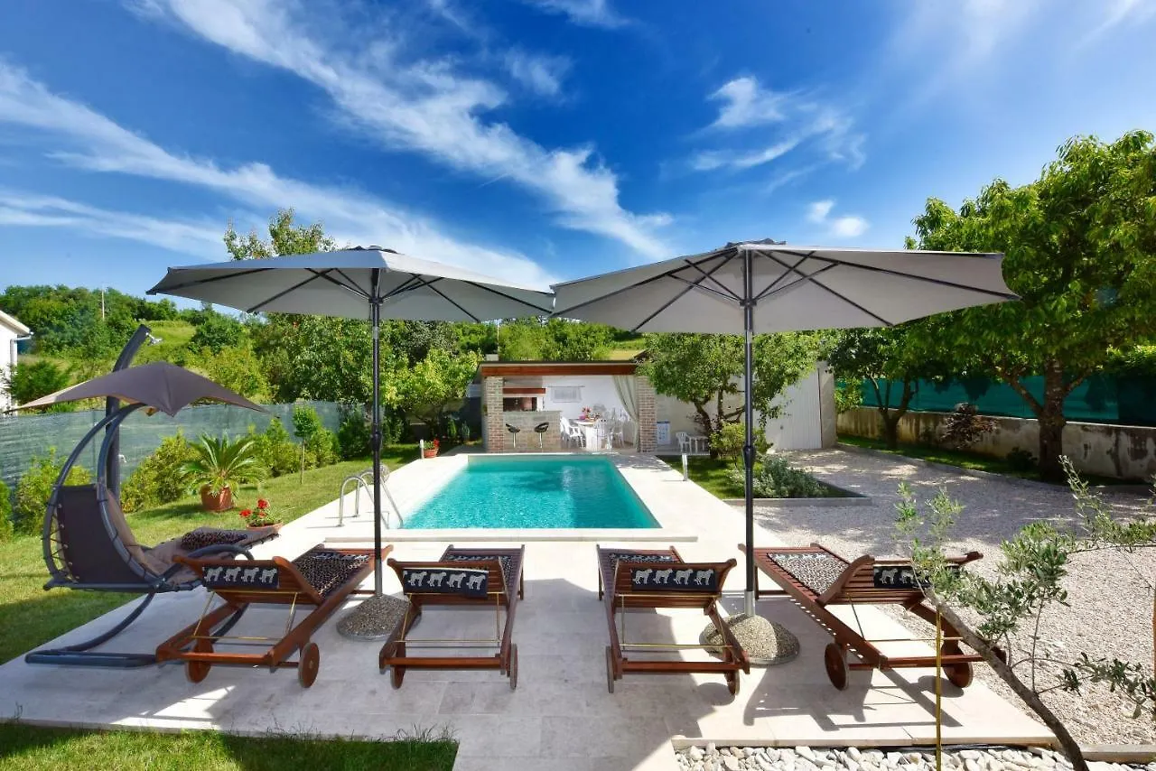 Villa Aromatica Vižinada 0*,  Kroatien