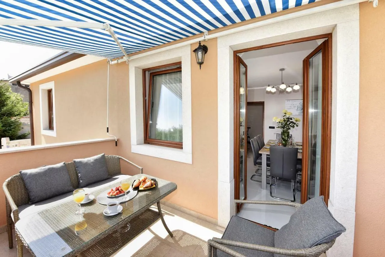 Villa Aromatica Vižinada Kroatien