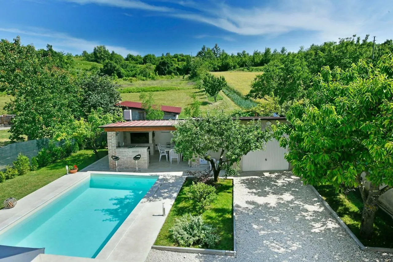 Villa Aromatica Vižinada 0*,